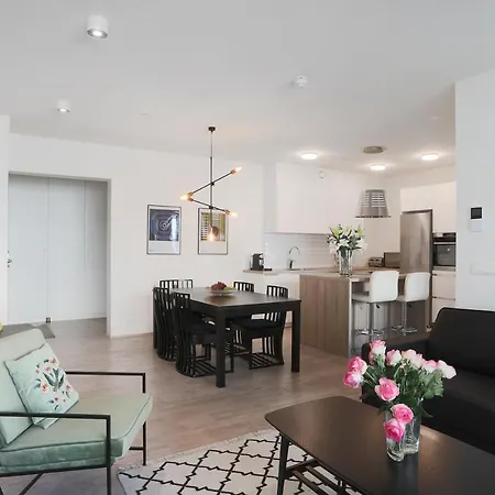 Salka Luxury 2br, 2 Bathrooms