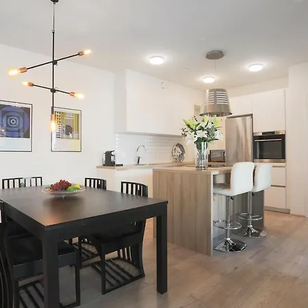 Salka Luxury 2br, 2 Bathrooms Íbúð Reykjavik